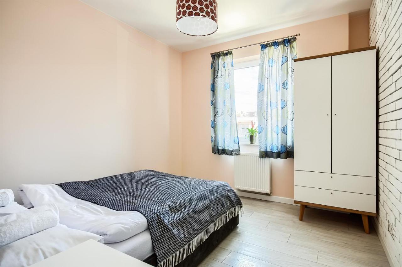 Jutrzenka Apartment Вроцлав Екстериор снимка